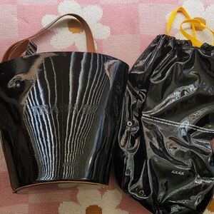 Nana Nana Not a Trash Box Leather Purse